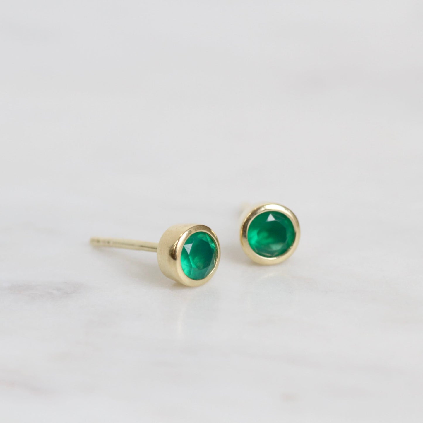 EAR-GPL Gold Plated Mini Green Agate Dot Post Earrings