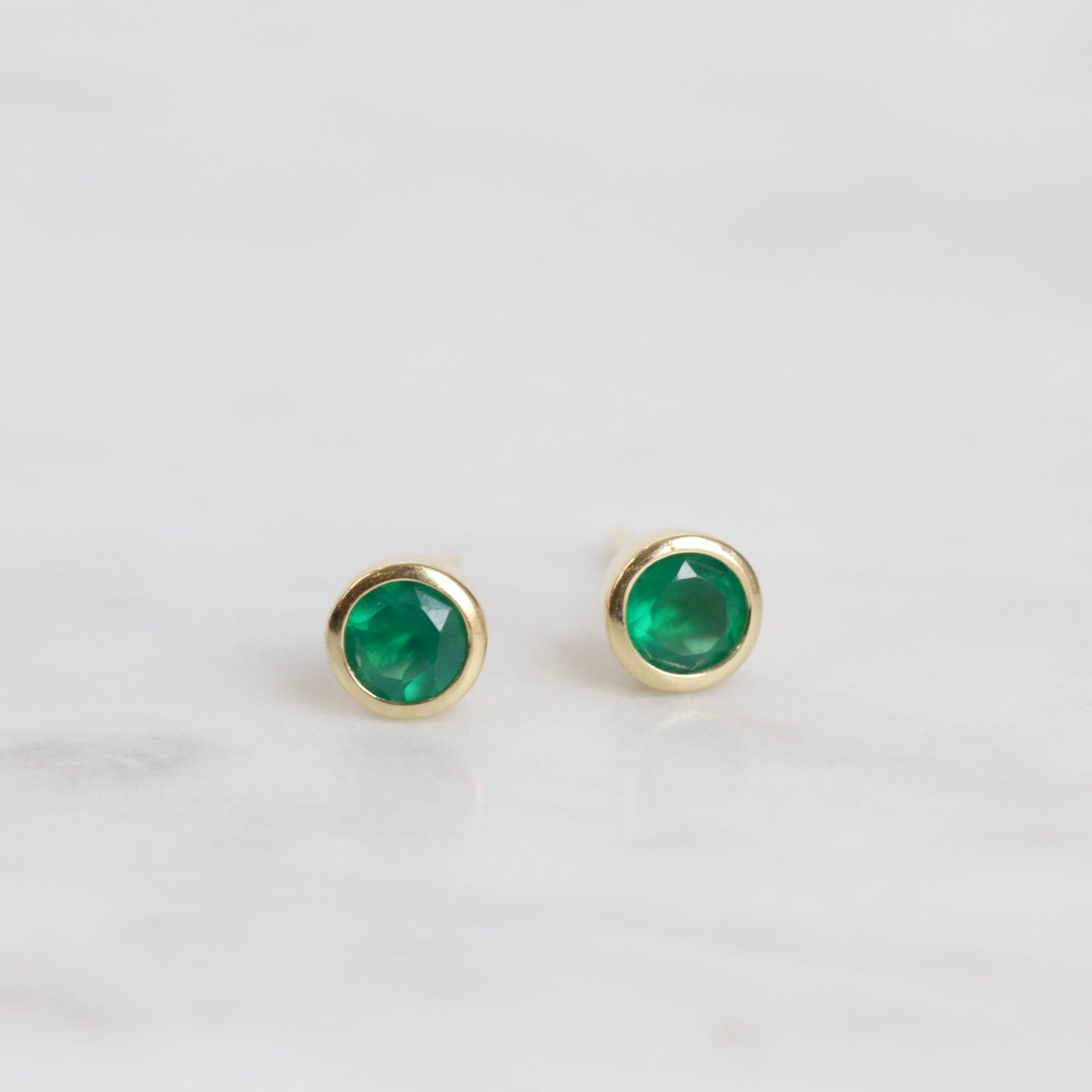 EAR-GPL Gold Plated Mini Green Agate Dot Post Earrings