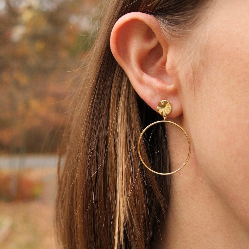 
                      
                        EAR-GPL Gold Ripple Front Hoop Earrings
                      
                    