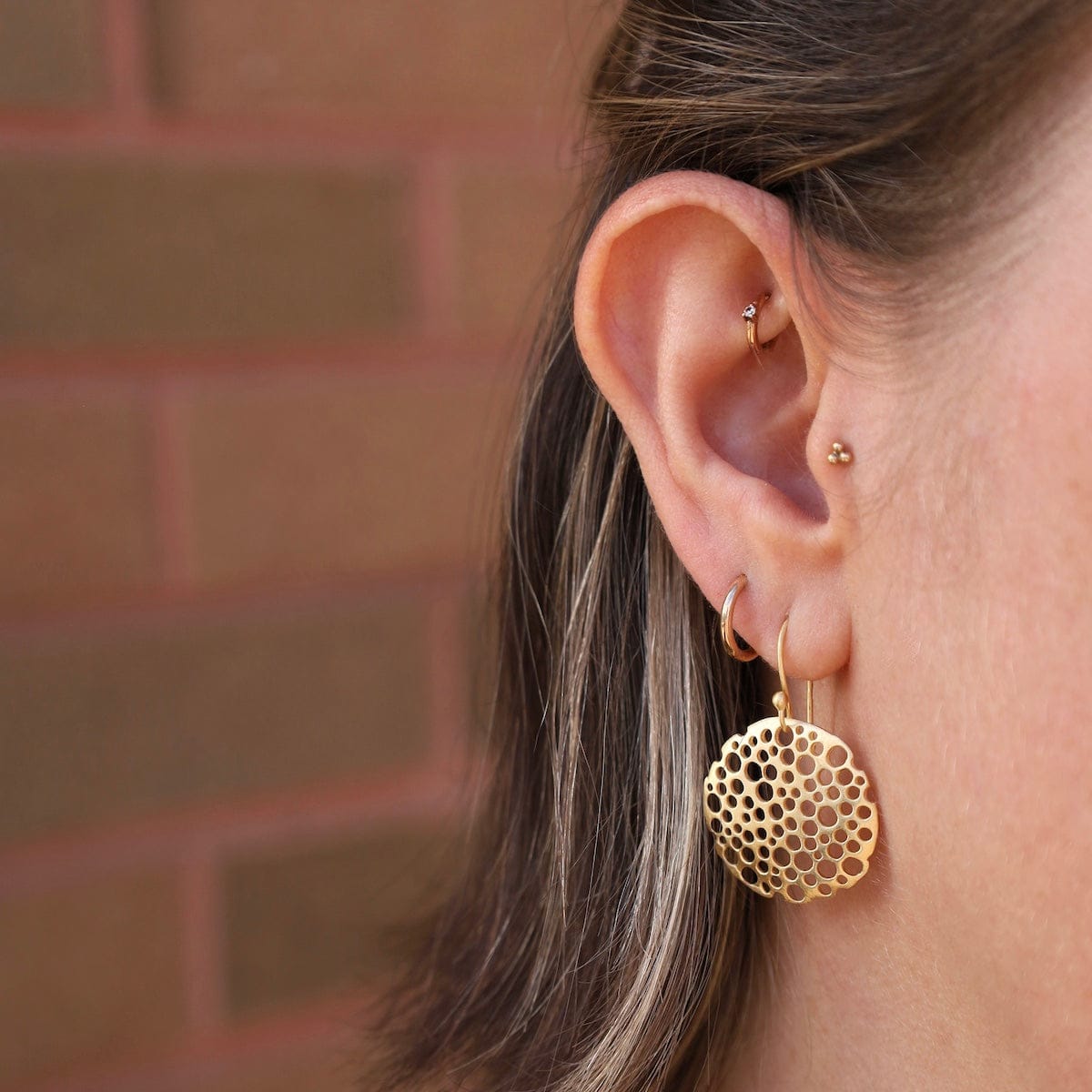 EAR-GPL Gold Round Bubbly Earrings