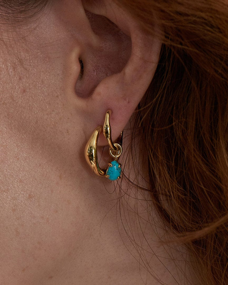 
                      
                        EAR-GPL Gold Turquoise Drop Wave Huggie Hoop Earrings
                      
                    