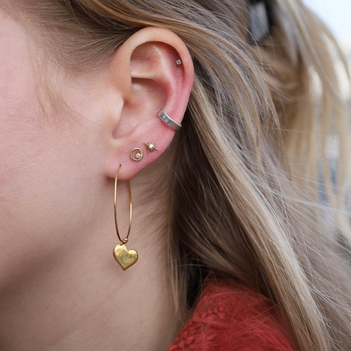 EAR-GPL Hoops With Heart Drop in Gold