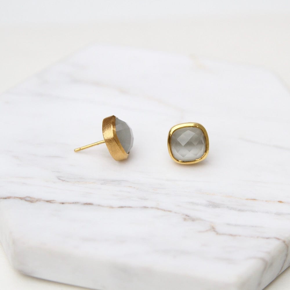 
                  
                    EAR-GPL Ice Pearl Asha Square Studs
                  
                