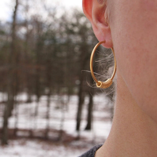 EAR-GPL Large Hoop with Moving Rings Earrings