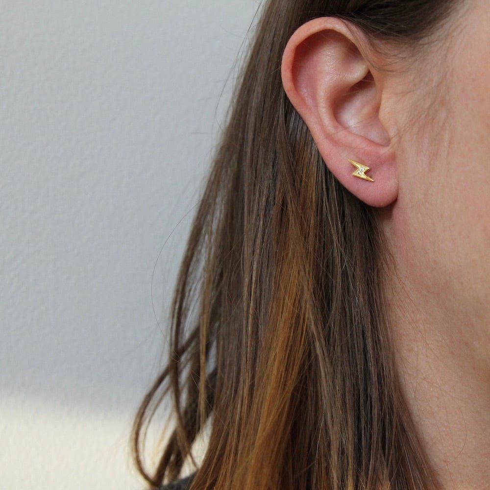 
                      
                        EAR-GPL Lightning Studs in 18k Gold Plated Sterling Silver
                      
                    