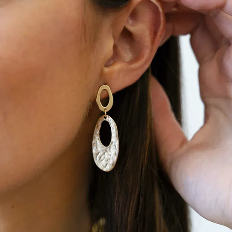 EAR-GPL Matte Gold Oval Dangle Earrings