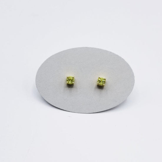 EAR-GPL Mini Peridot Post Earring ~ Gold Plated