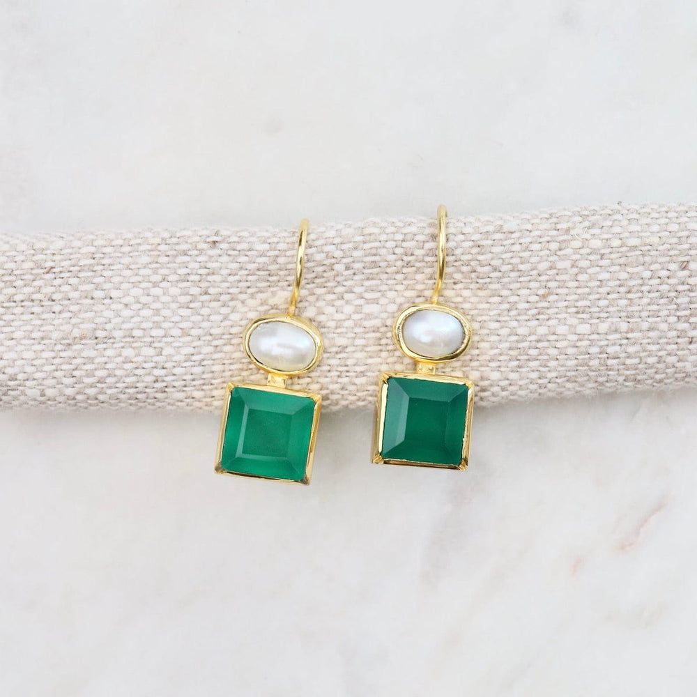 
                      
                        EAR-GPL Oval Pearl & Square Green Onyx Earrings Gold
                      
                    