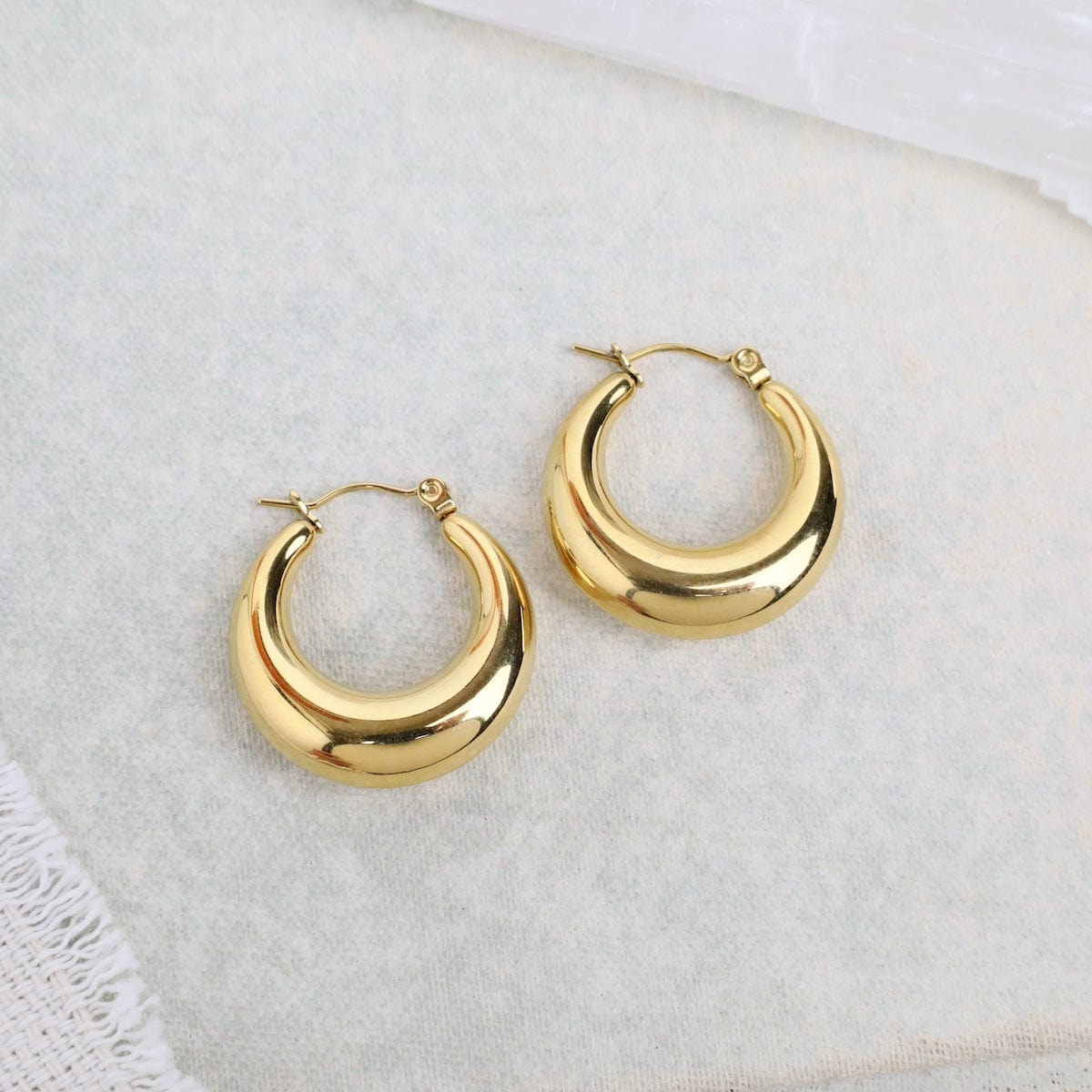 EAR-GPL PETRA // The Moon hoop earrings - 18k gold plated