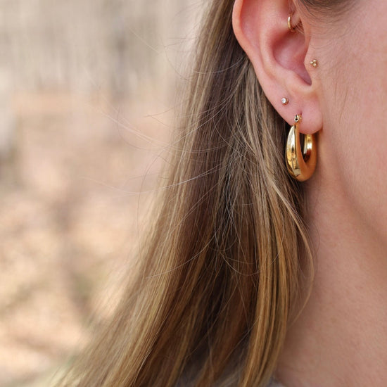 EAR-GPL PETRA // The Moon hoop earrings - 18k gold plated