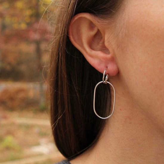 EAR-GPL Silver Spiral Oval Hoop Earrings