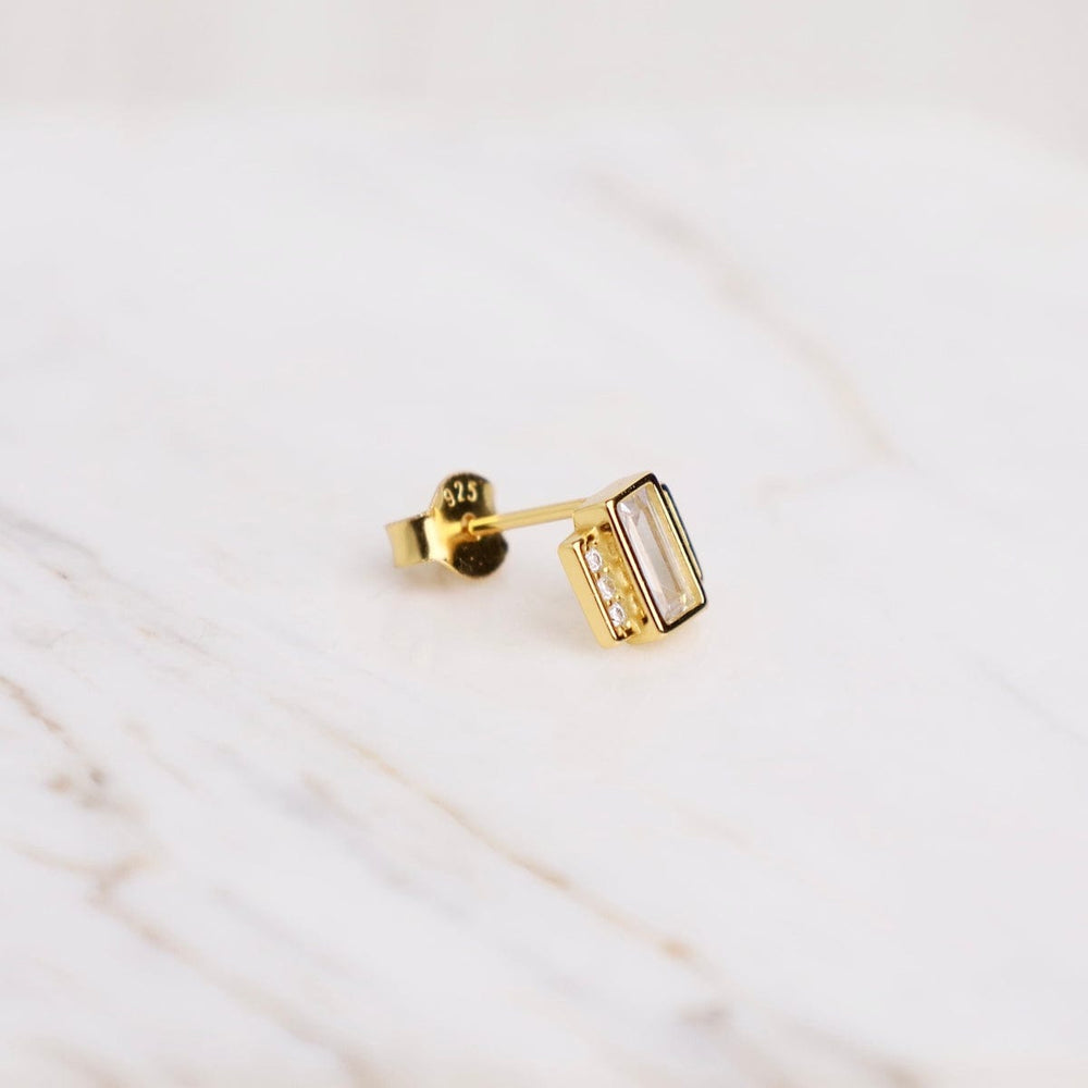 
                  
                    EAR-GPL single earring, 925 silver plated with 18kt gold
                  
                