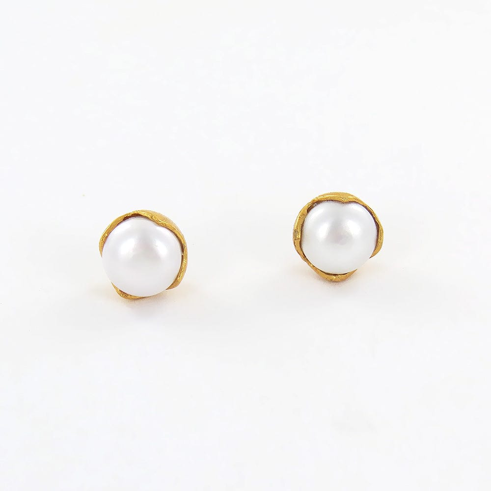 
                      
                        EAR-GPL Small Penelope Stud with Pearl
                      
                    