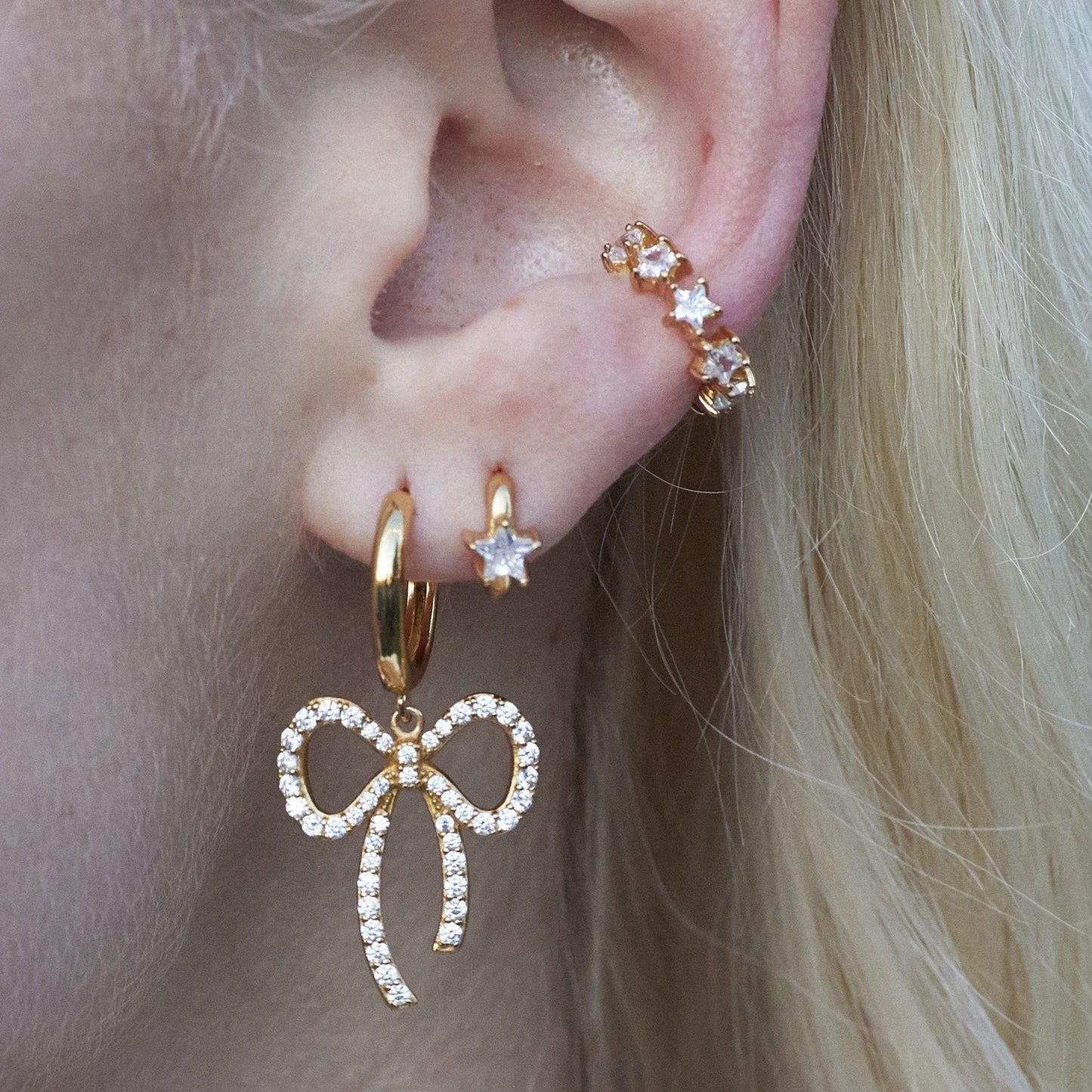 EAR-GPL Sparkling Single Star Huggie Earrings