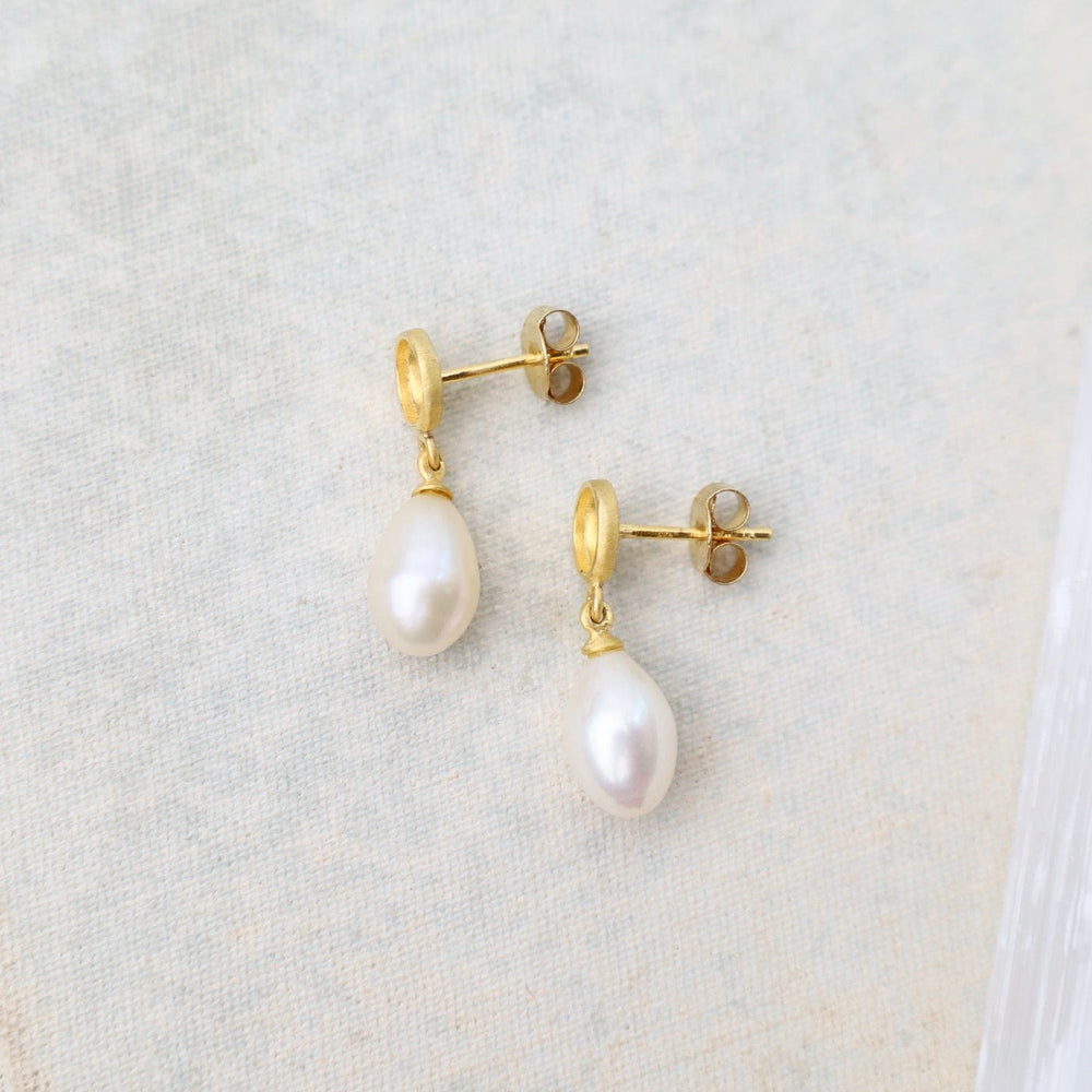 
                  
                    EAR-GPL Sun Drop Pearl Post Earrings
                  
                