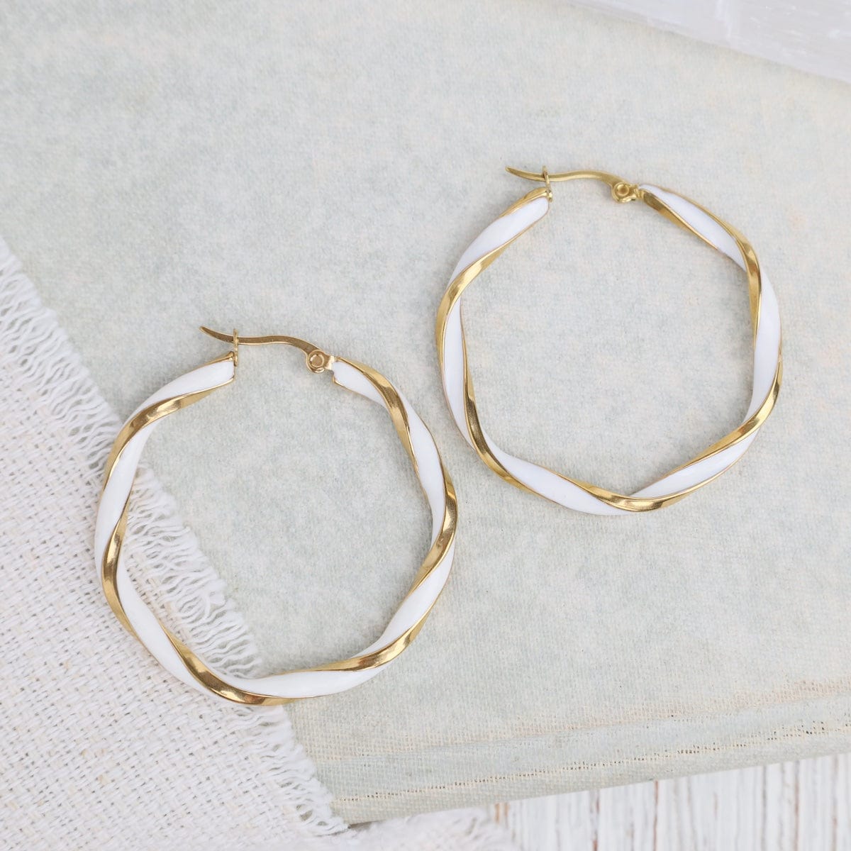 EAR-GPL TERRY WHITE// Two-tone twists hoop earrings - 18k