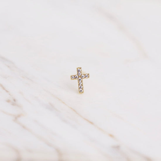 EAR-GPL The cross single earring, 925 silver plated with 1