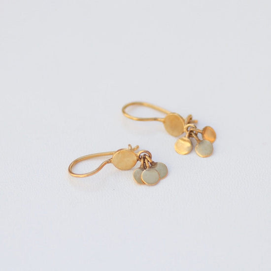 Load image into Gallery viewer, EAR-GPL Tiny Disc Drops - Gold Plate.

