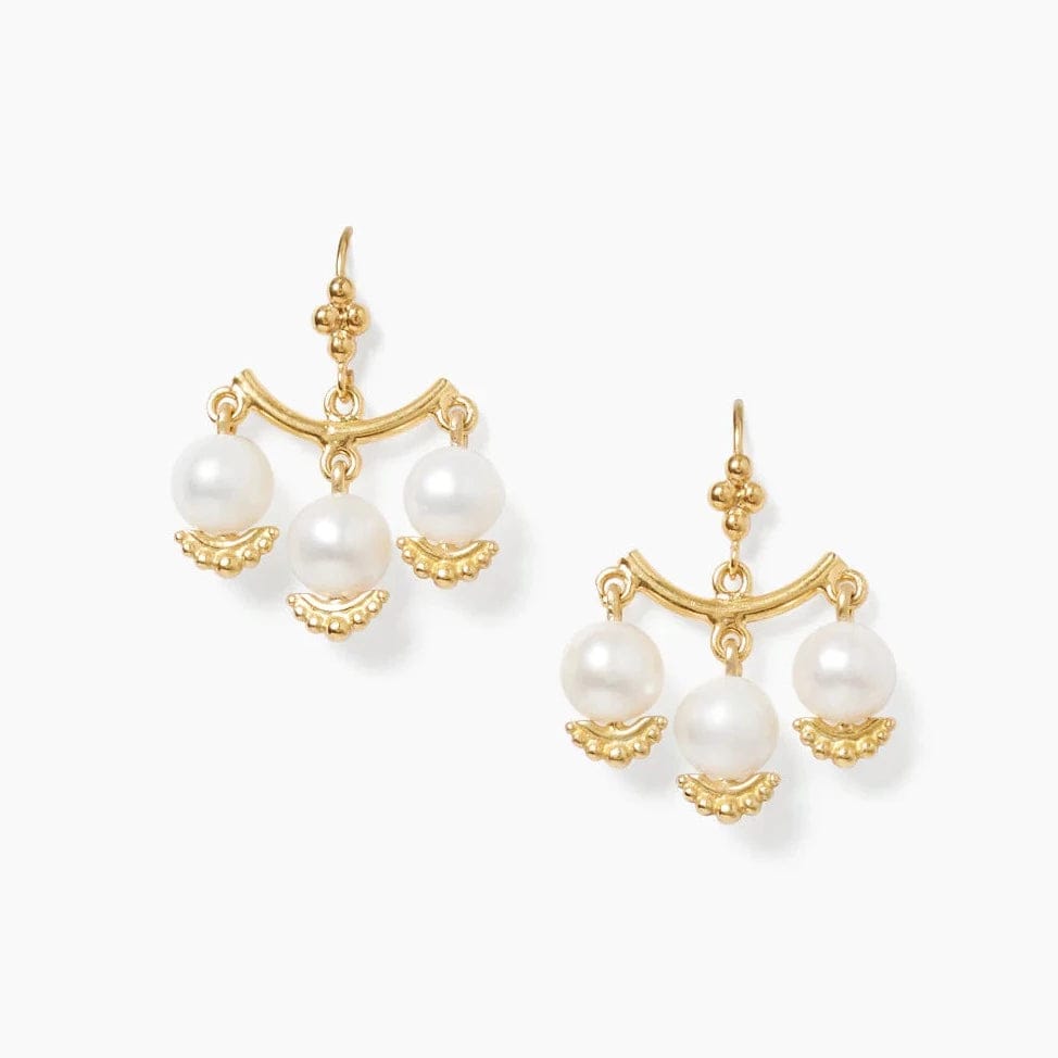 EAR-GPL White Pearl Anahi Chandelier Earrings