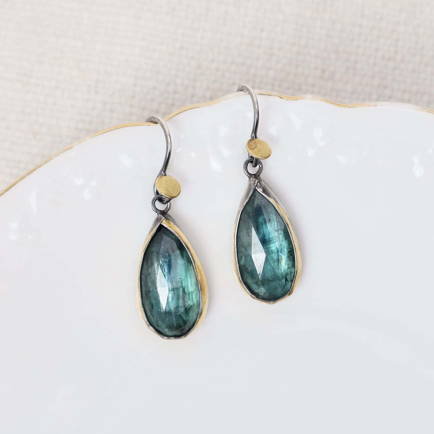 EAR Green Kyanite Teardrop Fold Earrings