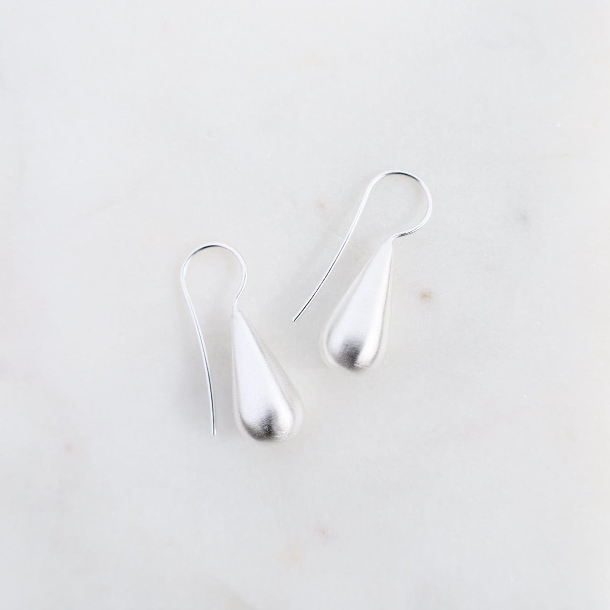 EAR H20 Wire Earring