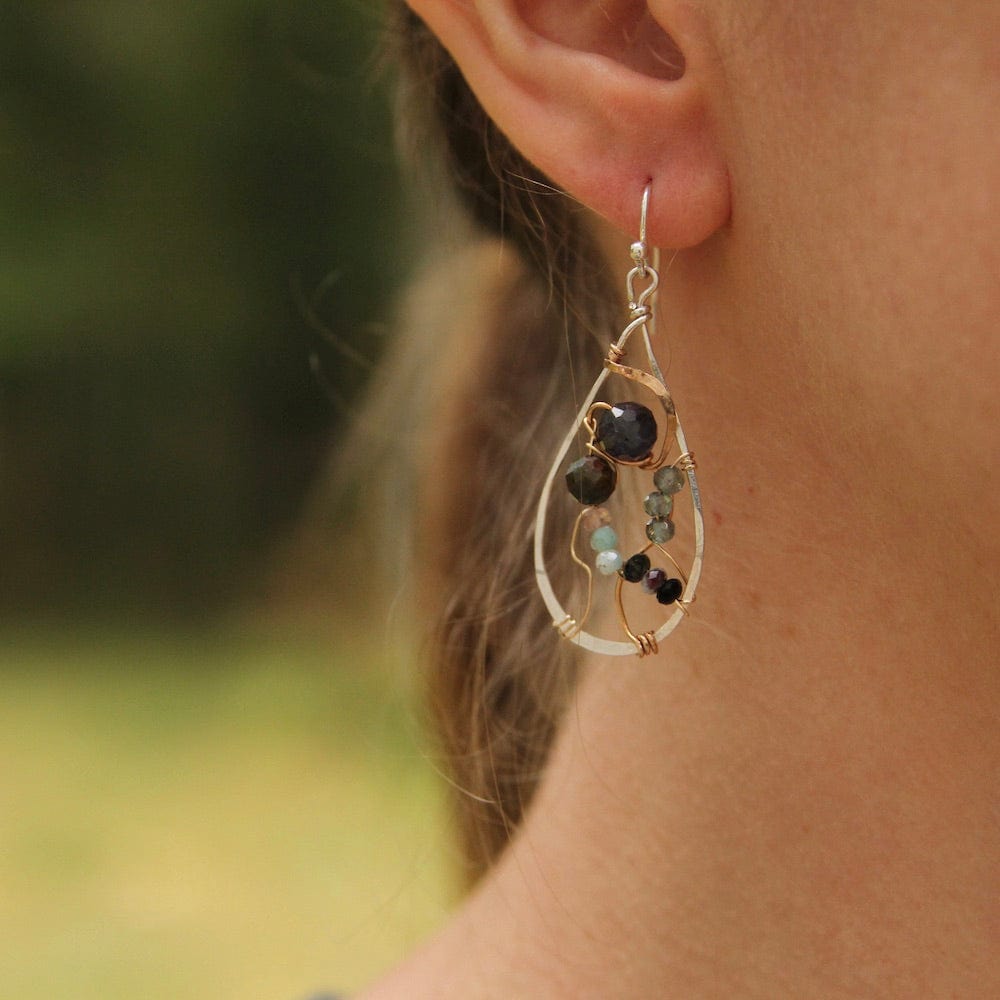 EAR Hand Formed Ruby Zoisite Earring