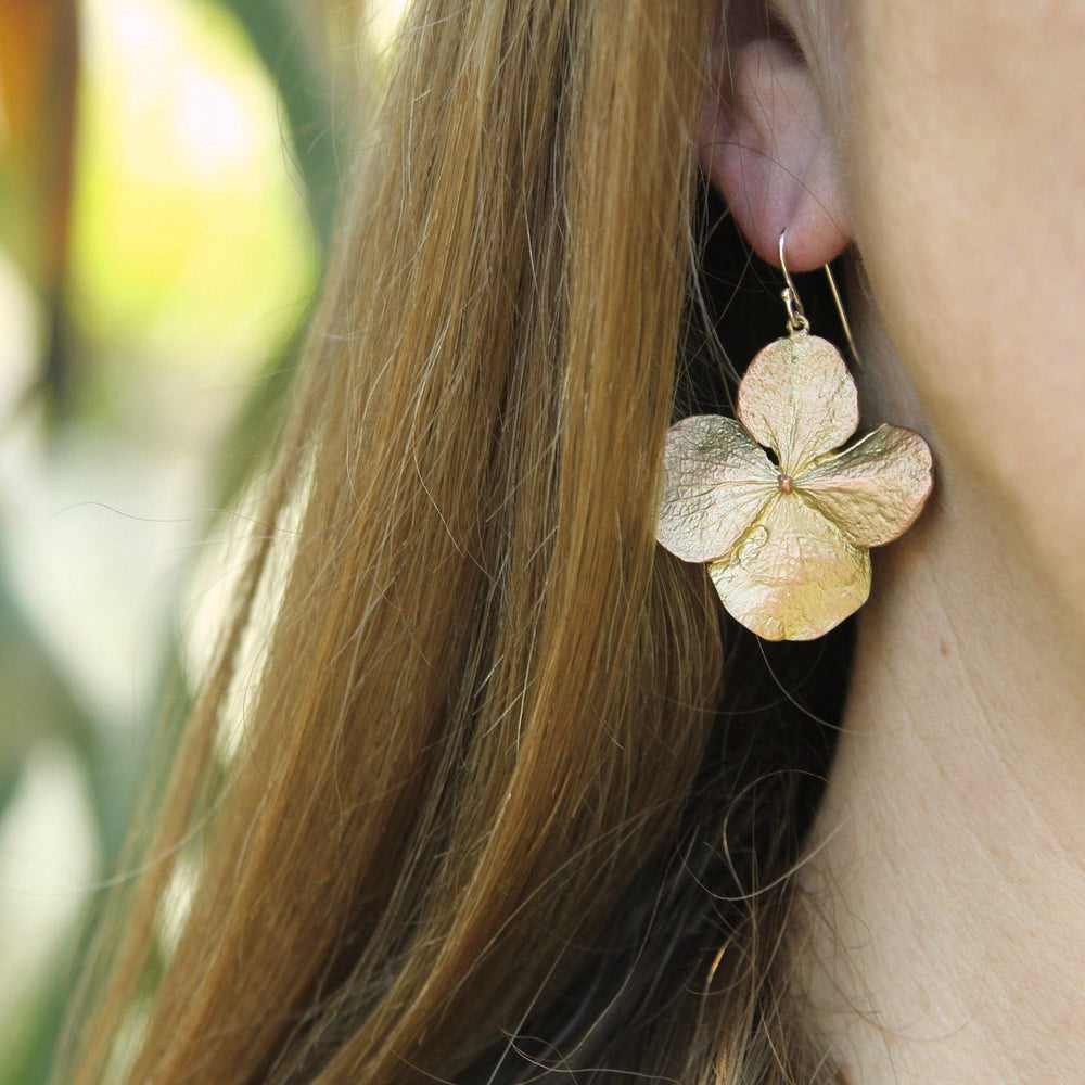 
                  
                    EAR Hydrangea Large Drop Earring
                  
                