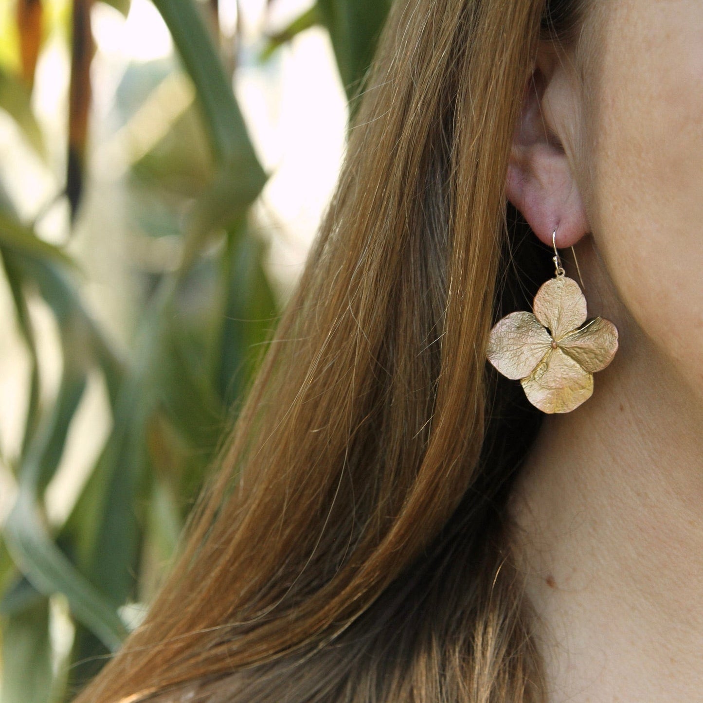 EAR Hydrangea Large Drop Earring