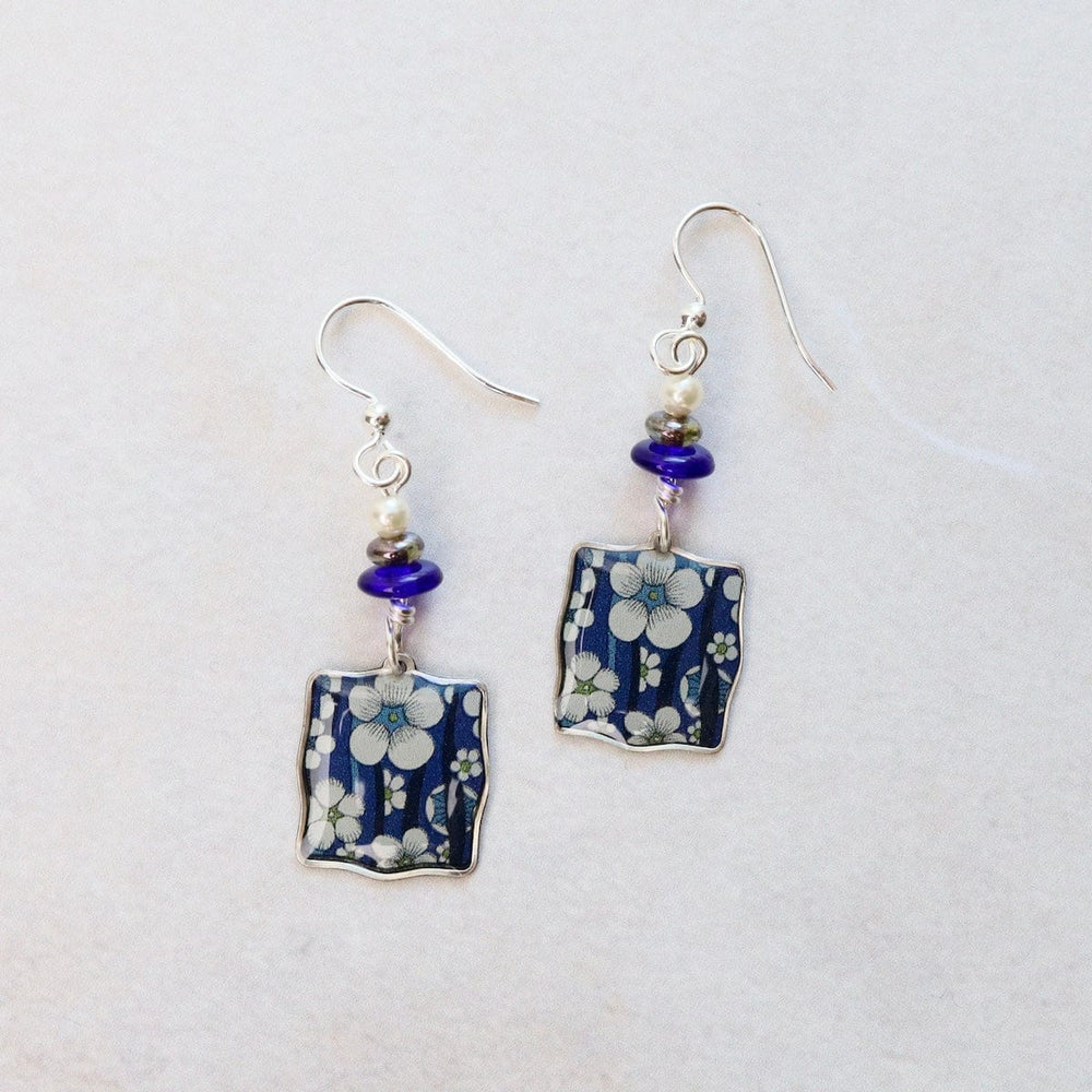 
                      
                        EAR-JM Blue and White Flowers Square Earrings
                      
                    