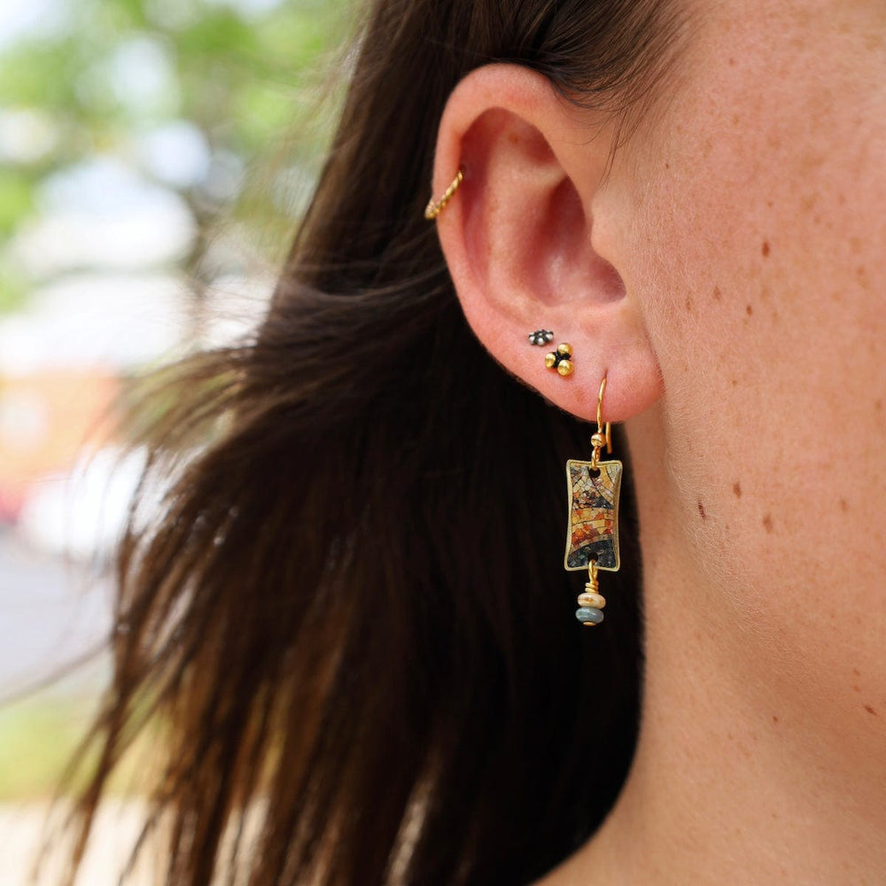 
                      
                        EAR-JM Brown Rectangle Mosaic Earrings
                      
                    