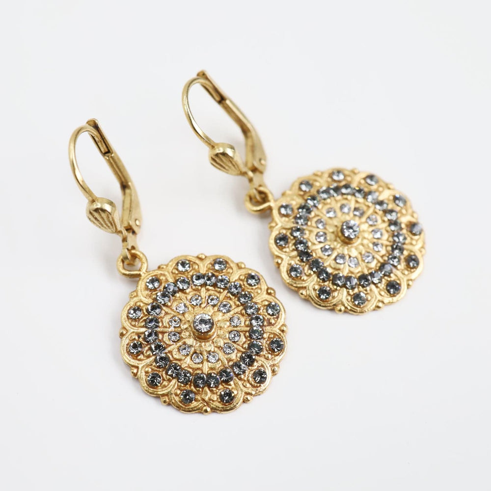 
                      
                        EAR-JM Crystal Encrusted Filigree Flower Drop Earring
                      
                    