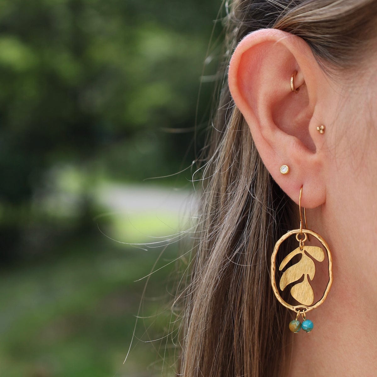 EAR-JM Gold Plated Leaf in Oval Hoop with Turquoise Earrings