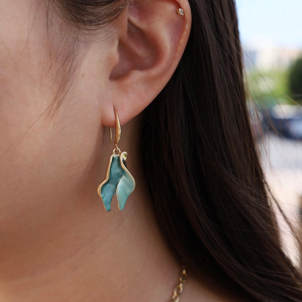 EAR-JM Green Ribbon Dance Earrings