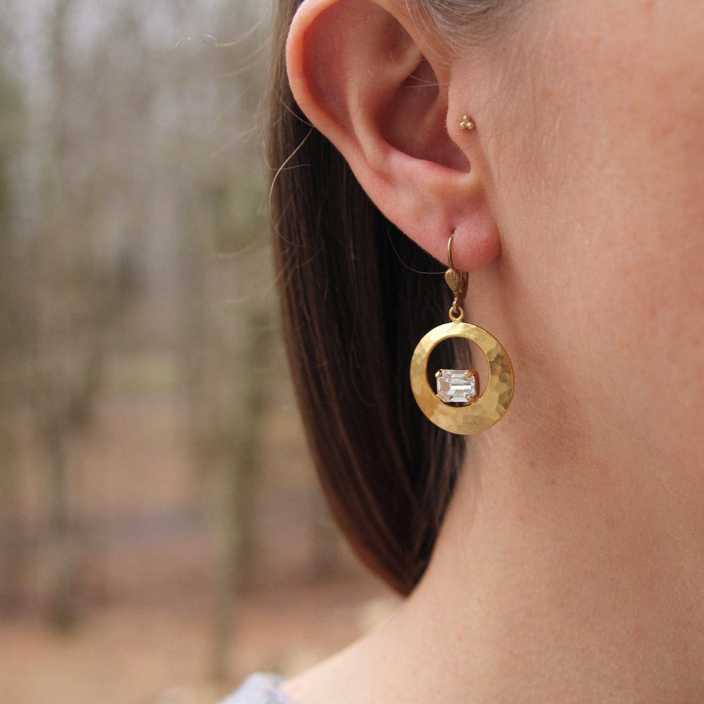 EAR-JM Hammered Disc with Crystal - Gold Plate