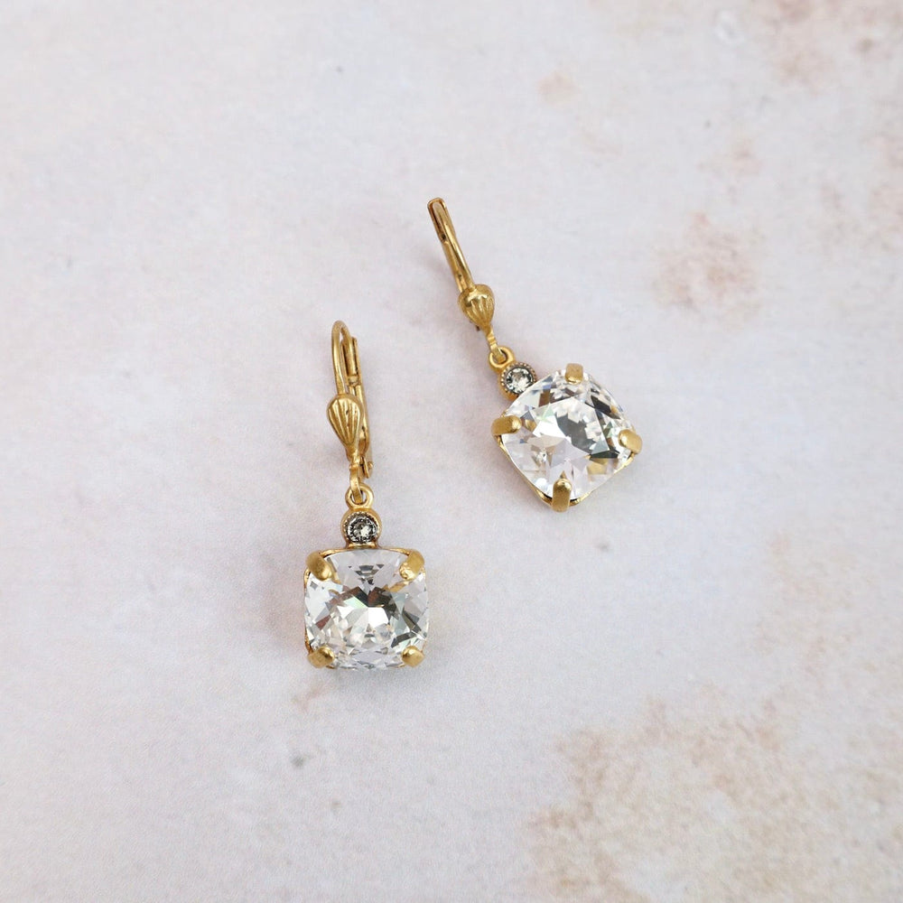 
                      
                        EAR-JM Medium Crystal Drop Earring
                      
                    