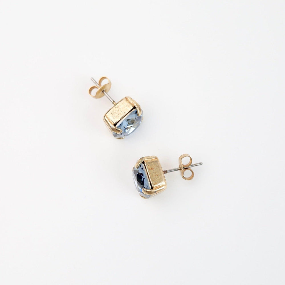 
                      
                        EAR-JM Medium Midnite Post Earring
                      
                    