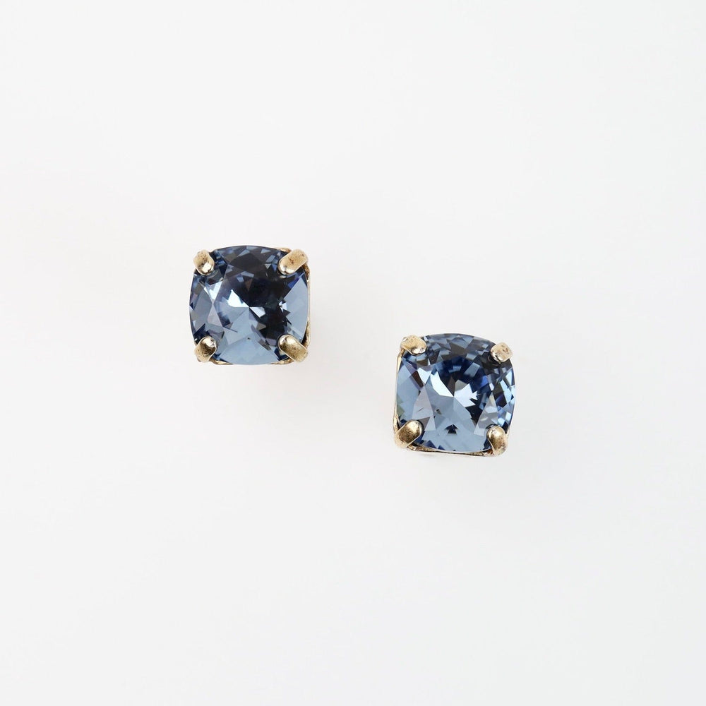 
                      
                        EAR-JM Medium Midnite Post Earring
                      
                    