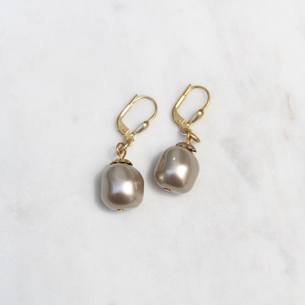 
                      
                        EAR-JM Pearl Earrings
                      
                    