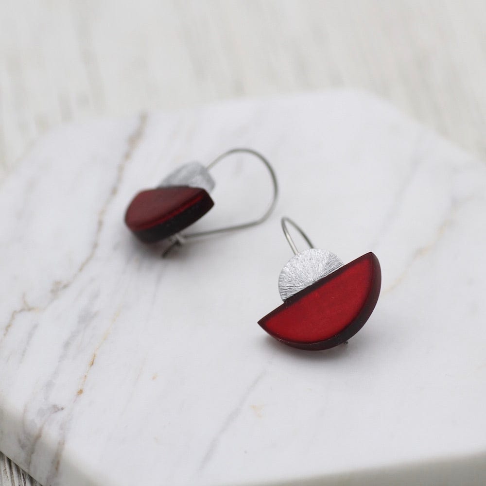 
                  
                    EAR-JM RED BLUE HALF MOON EARRING
                  
                