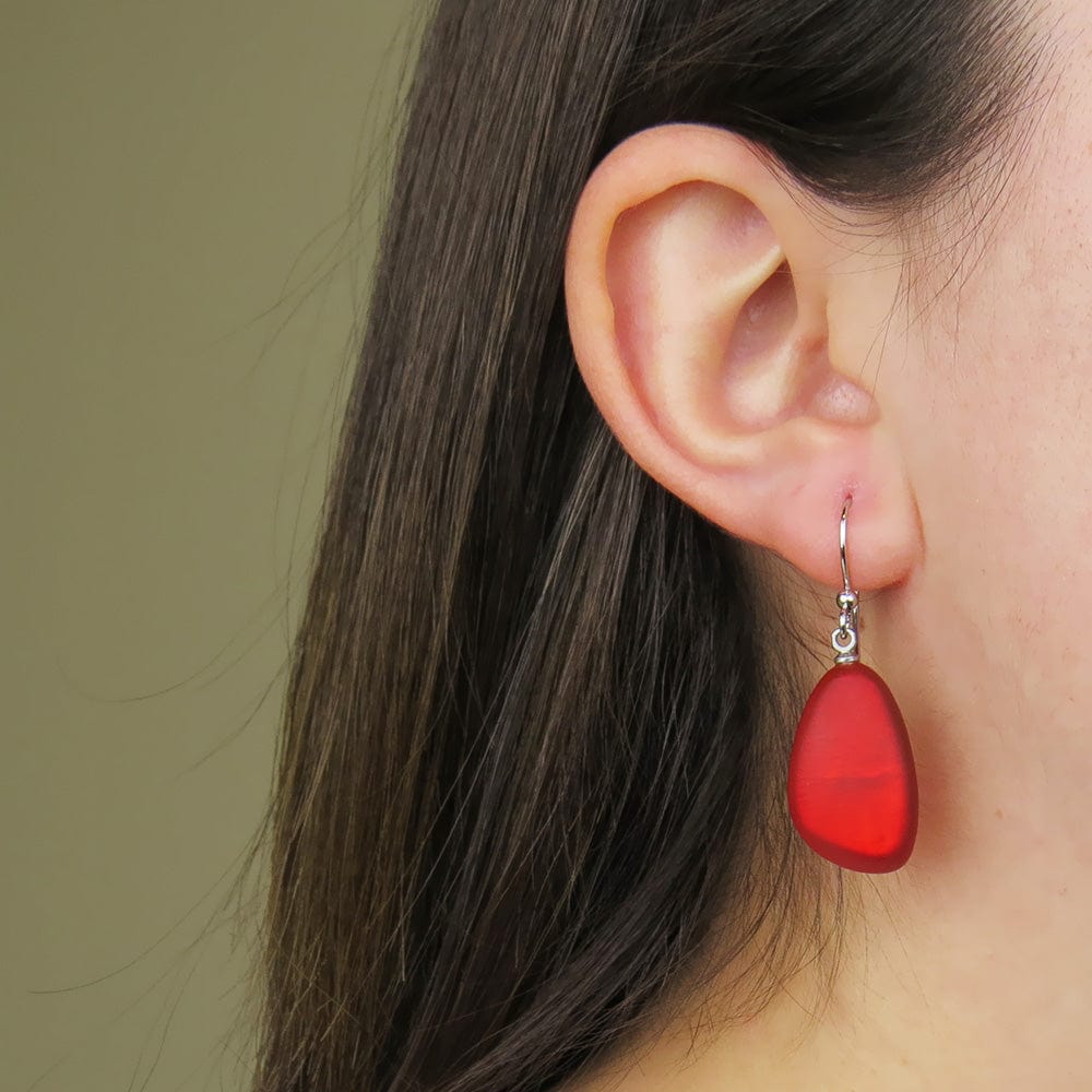 
                  
                    EAR-JM RED TRIANGULAR DROP EARRING
                  
                