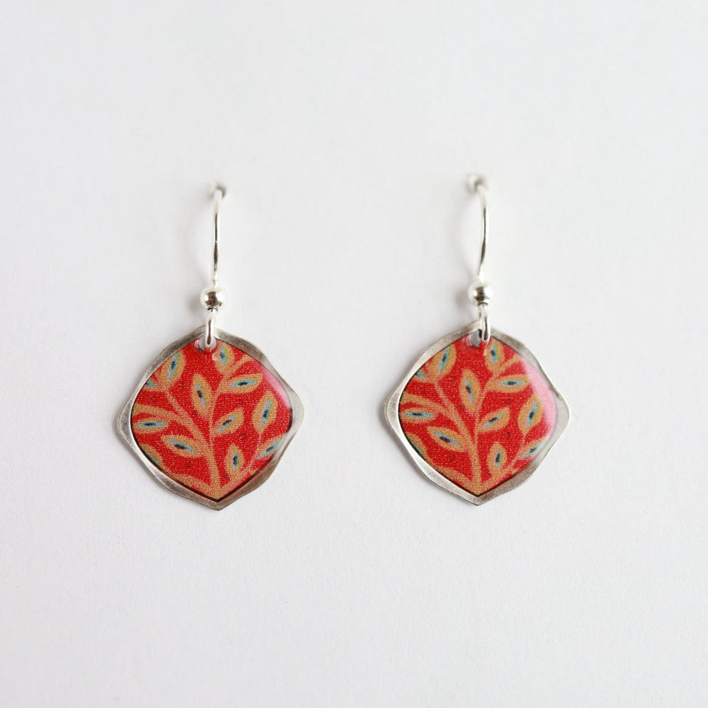 
                  
                    EAR-JM Square Leaf pattern with Tangerine Background Earring
                  
                