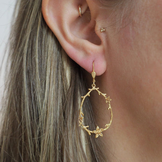 EAR-JM Teardrop Branch with Flowers Earrings - Gold Plate