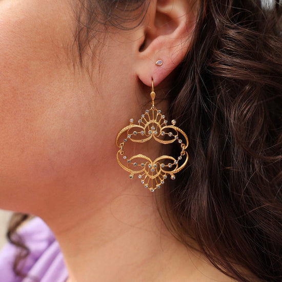 1218 EAR-JM Vintage Baroque Earrings
