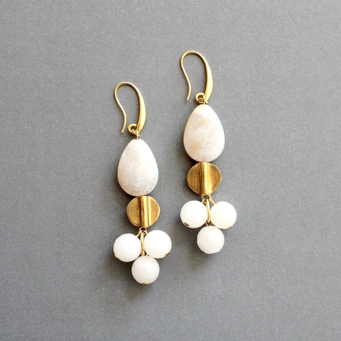 EAR-JM White Agate Cluster Earrings