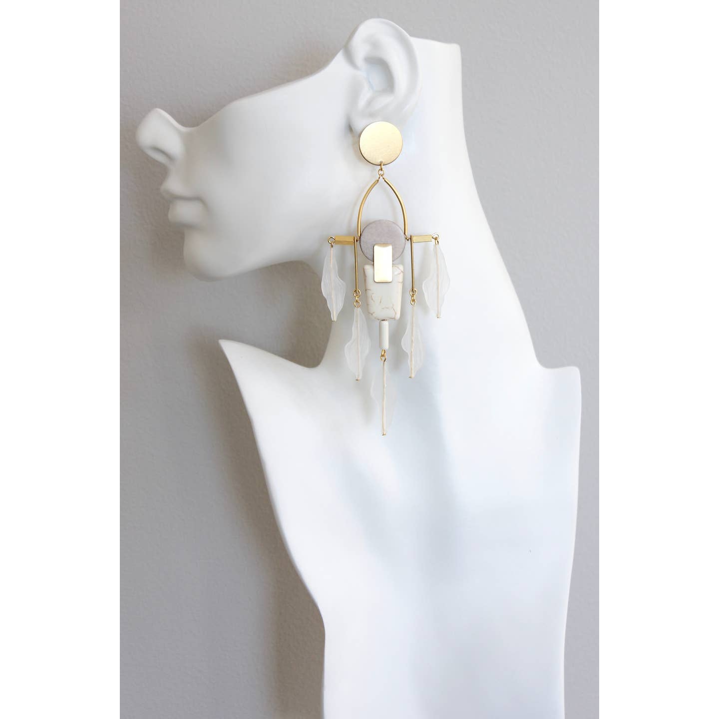 EAR-JM White and Gray Shoulder Duster Post Earrings