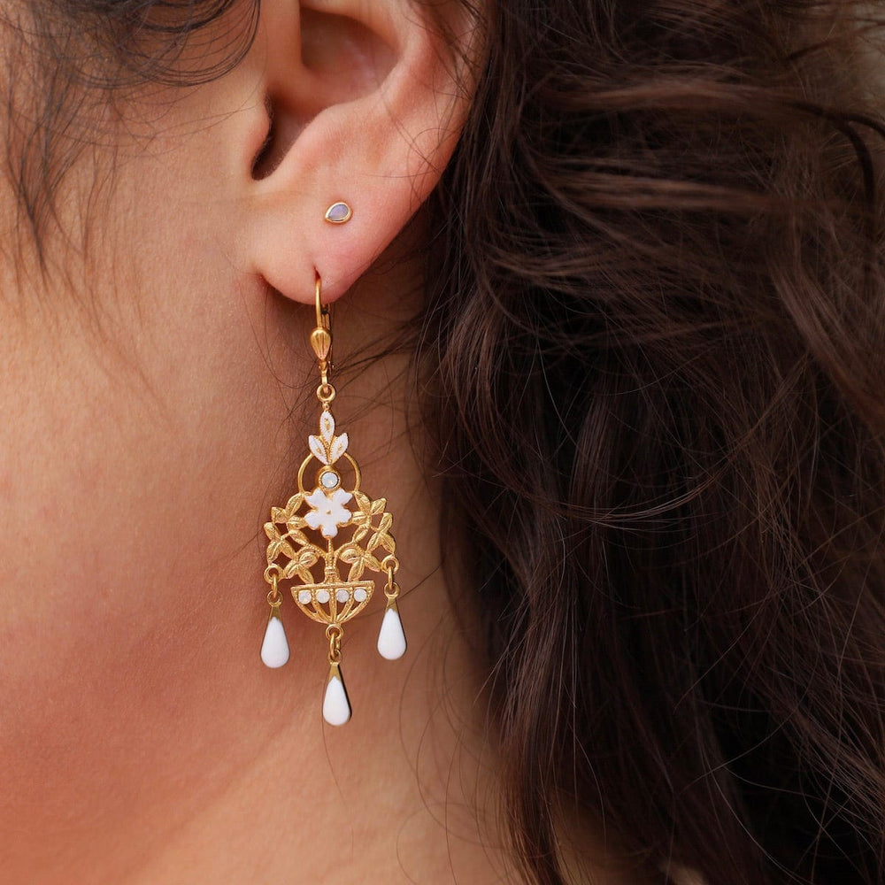 
                      
                        EAR-JM White Enamel Chandelier Earrings
                      
                    