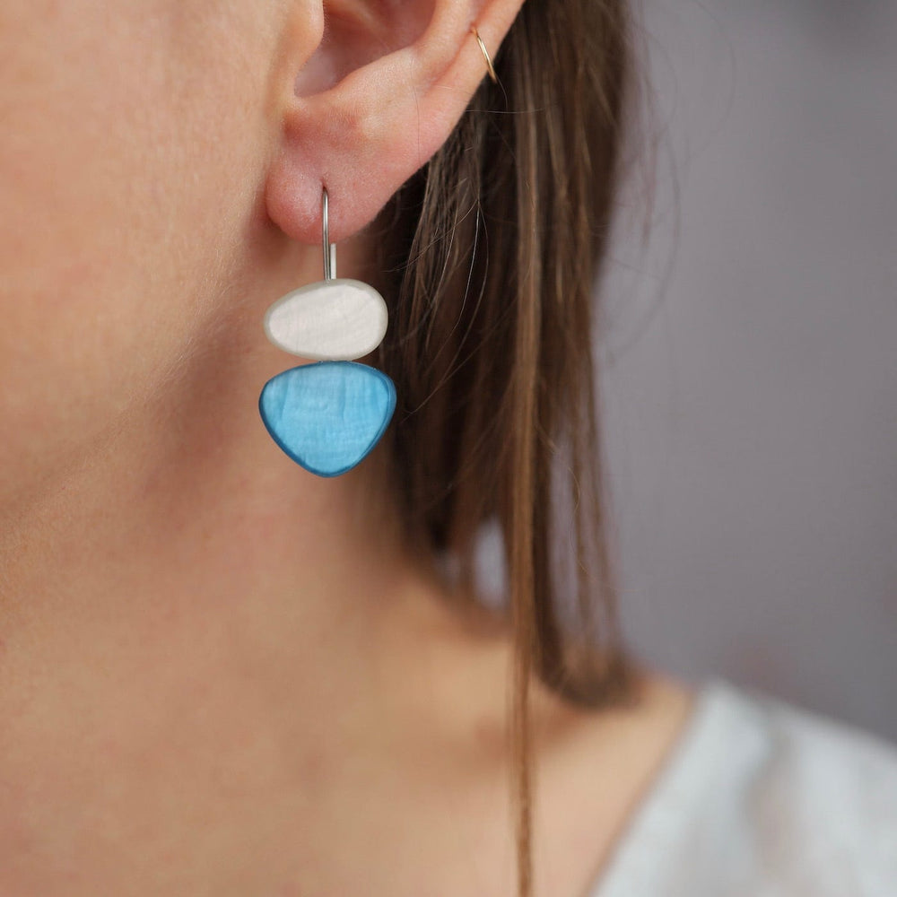 EAR-JM White & Ocean Wave Two Tone Earrings