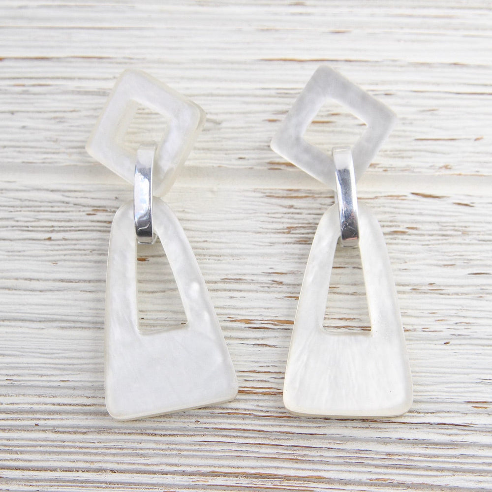 
                  
                    EAR-JM White Resin Statement Earring
                  
                