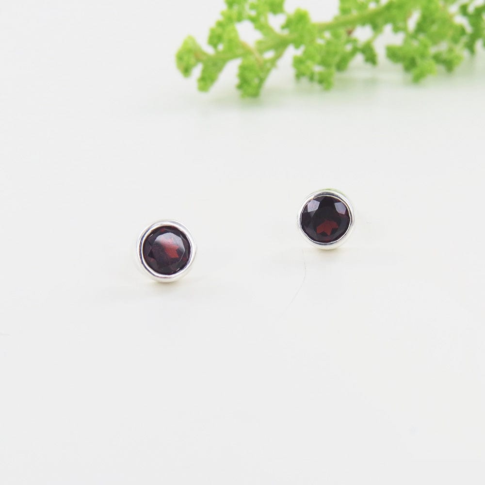 EAR Large Garnet Post Earring