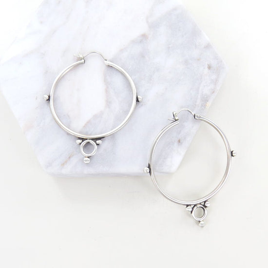 EAR Large Hoops with Ring and Ball - Sterling Silver